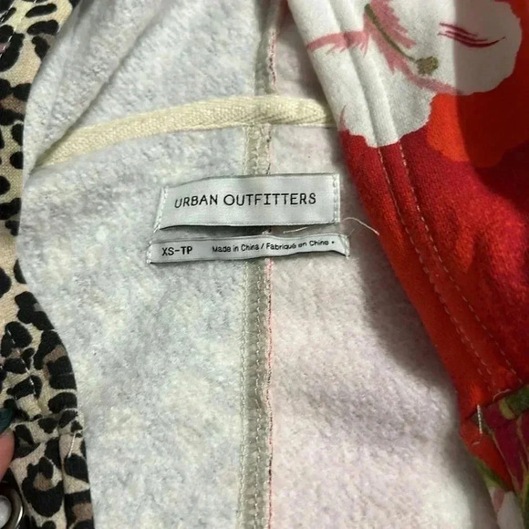 Urban Outfitters Tegan half Hoodie Lace-up  Sweatshirt  size XS oversized - Picture 5 of 5